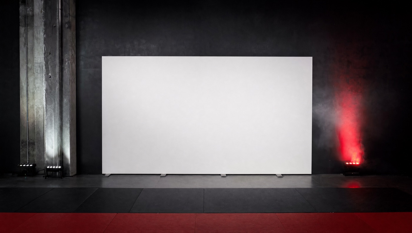 Visualisierung Großbanner und Pressewand, Werbefläche leer